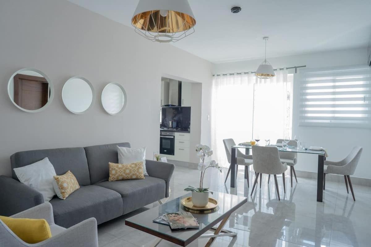 Soha Suites I Santiago De Los Caballeros Bagian luar foto