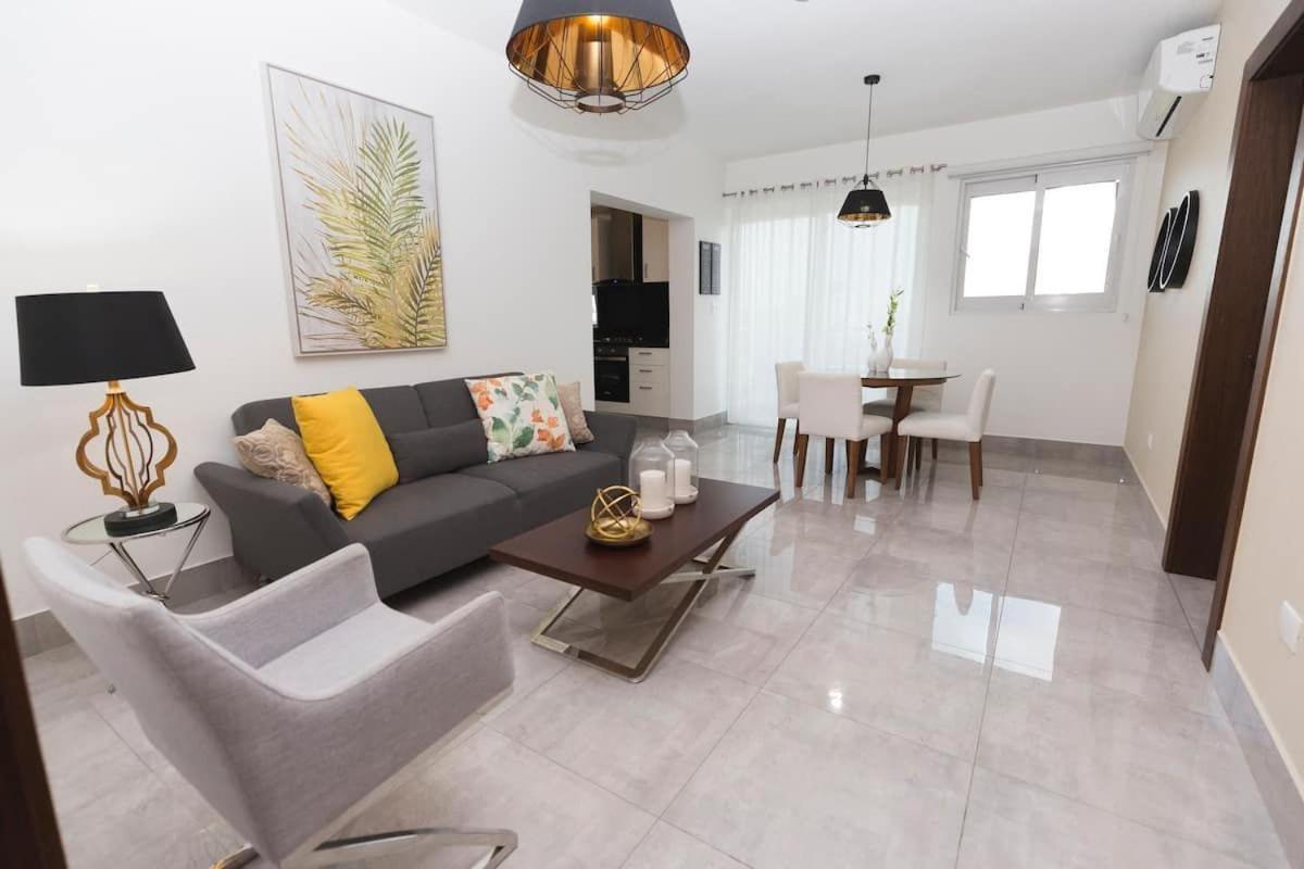 Soha Suites I Santiago De Los Caballeros Bagian luar foto